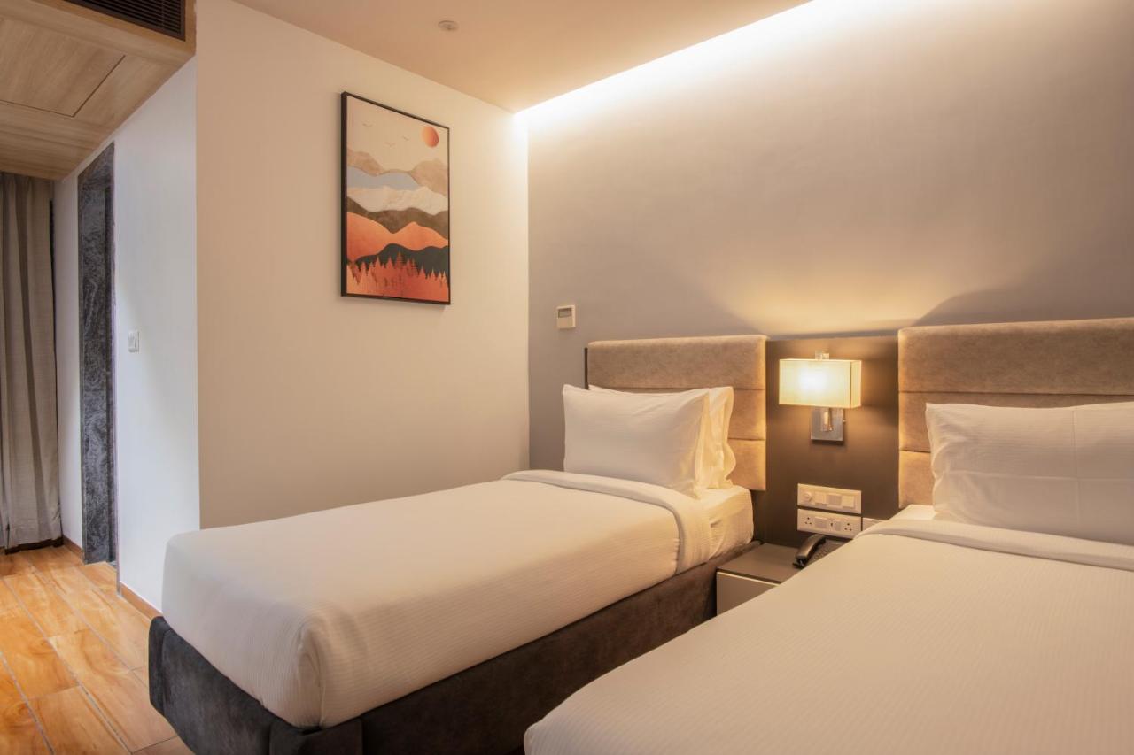 Northway Hotel Visakhapatnam Exterior photo